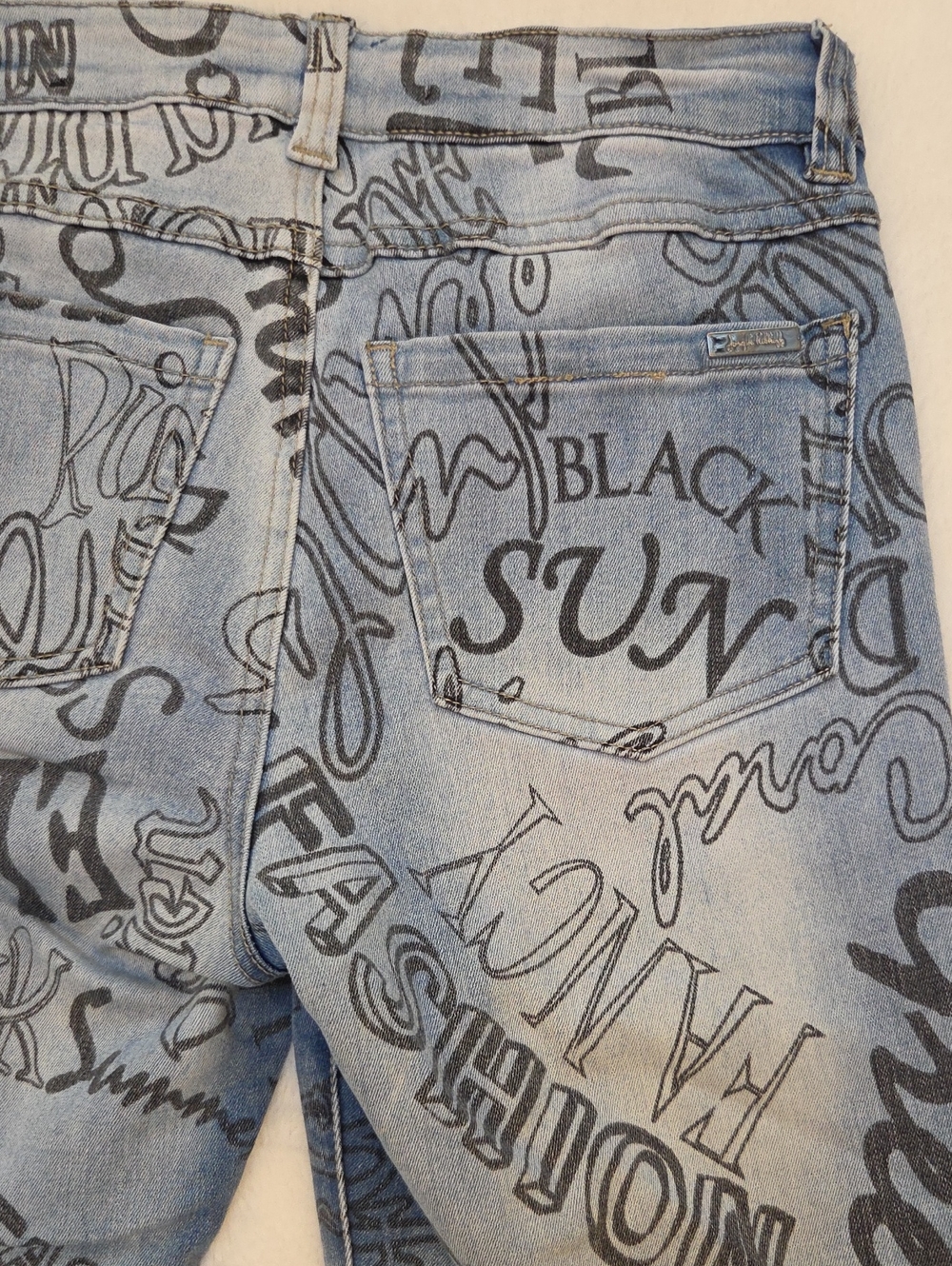 Jeans By Joseph Ribkoff - Picture 5 of 7